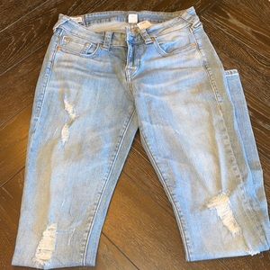 True religion light blue distressed straight leg size 8 women’s jeans